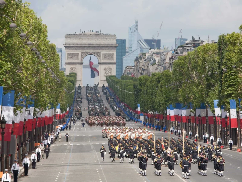 Bastille Day Celebration Guide and Activities (4 items)
